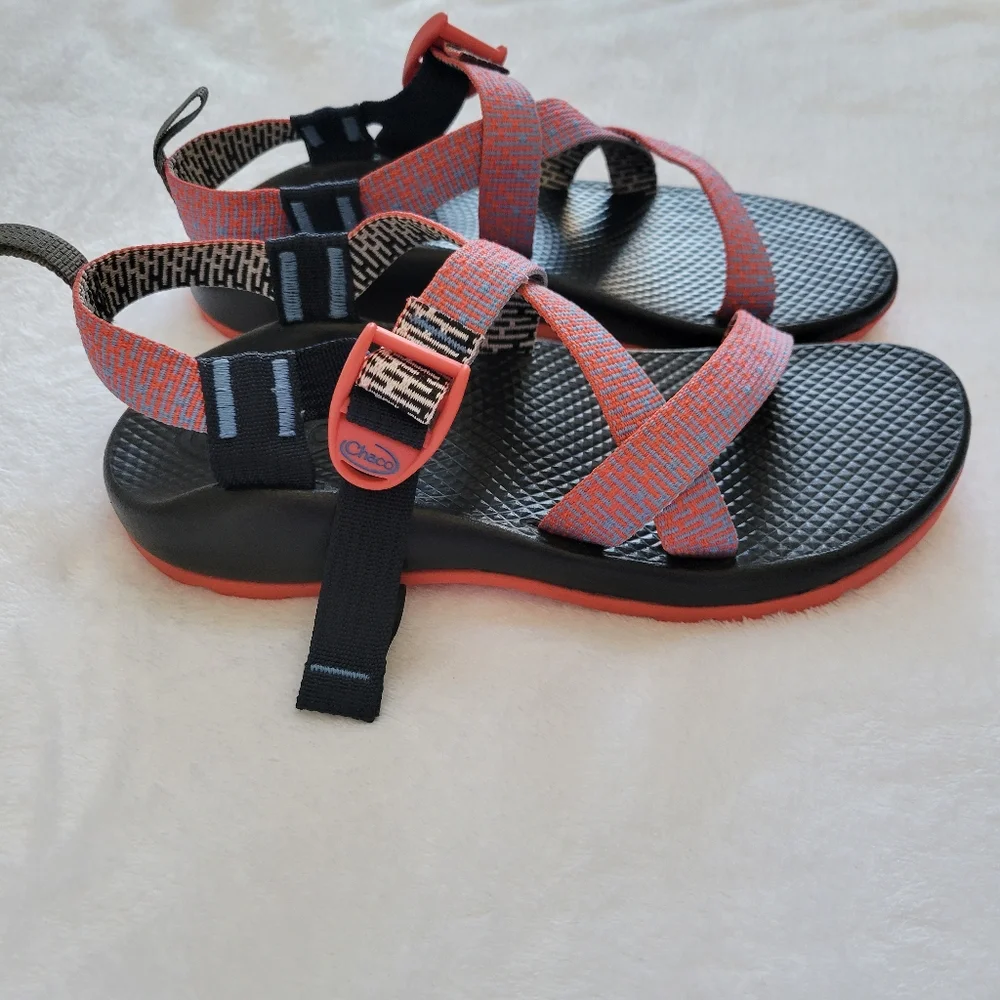 Chaco‎ Z/1 Classic Sandals Kids Size 5 Coral Blue Patterned